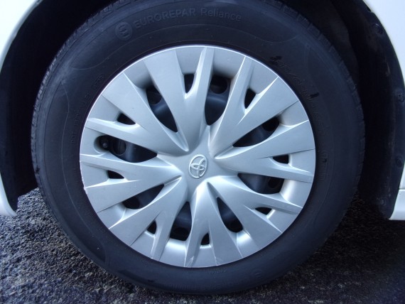 TOYOTA Yaris TOYOTA YARIS-020.jpg